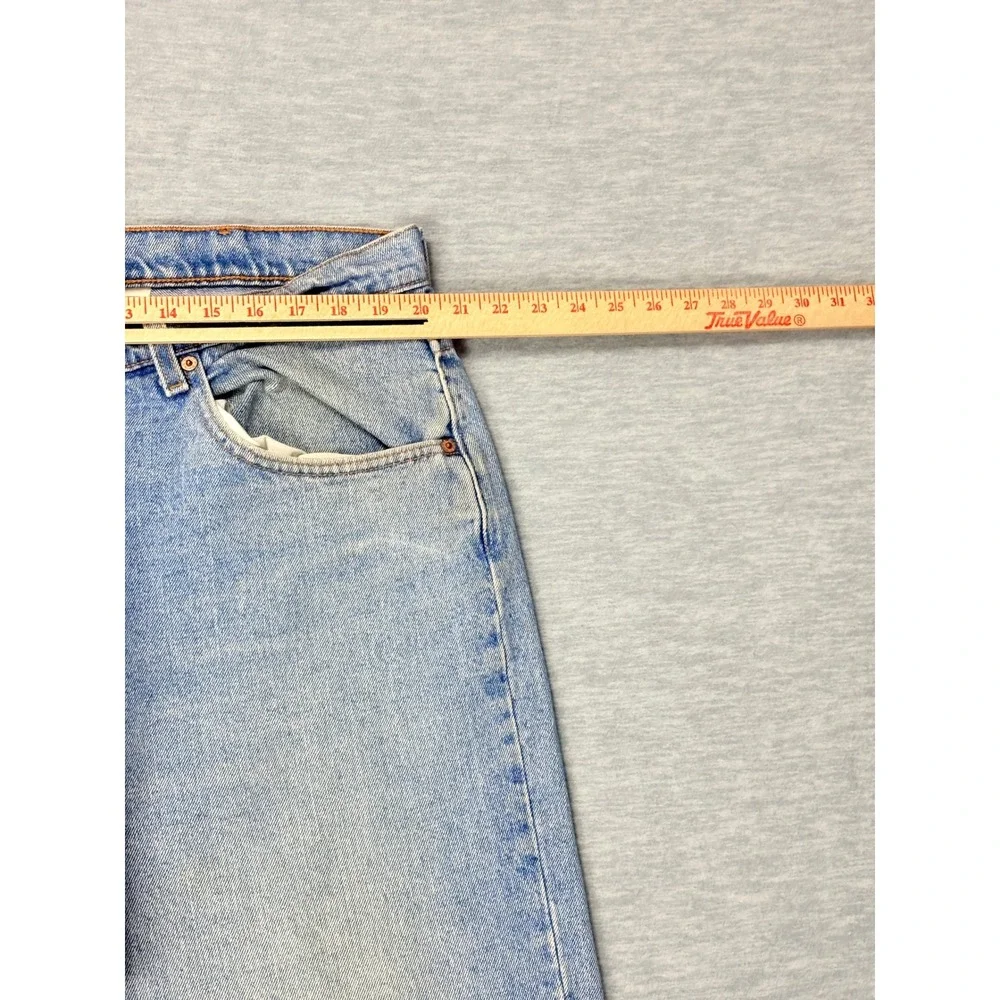 Vintage Levis 560 Loose Fit Jeans Mens 42 Blue Tapered Leg Jeans Made USA 30
